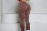 Acid Wash Leggings Are Back — and the V-Back Scrunch Is the Pair to Own in 2026