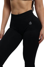 Black V-Back Shaping Scrunch Butt Leggings — view 4